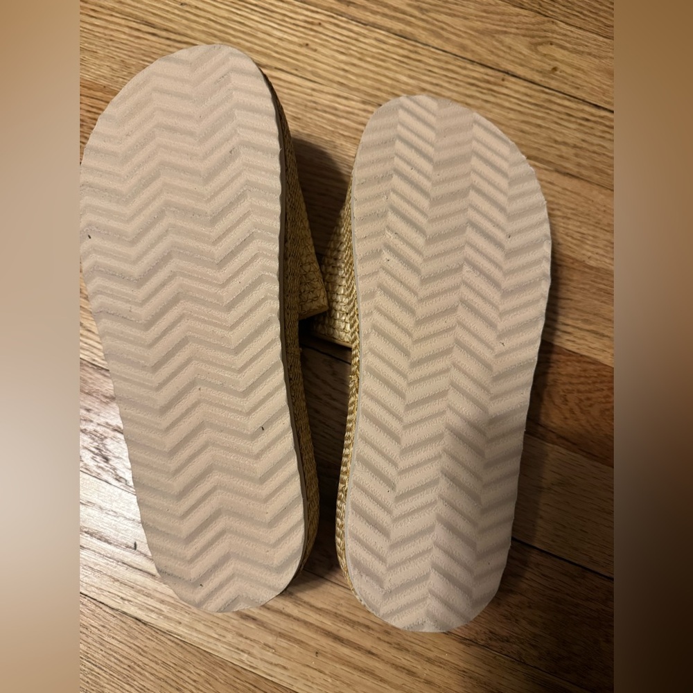 Steve Madden Kayley raffia Sandals/Slide with horse-bit gold size 8 1/2 - Picture 5 of 5